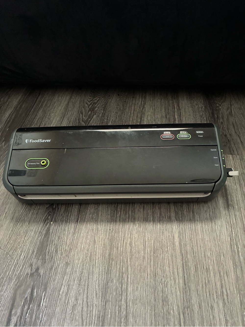 FoodSaver Black Vacuum Sealer – Efficient Kitchen Food Preservation